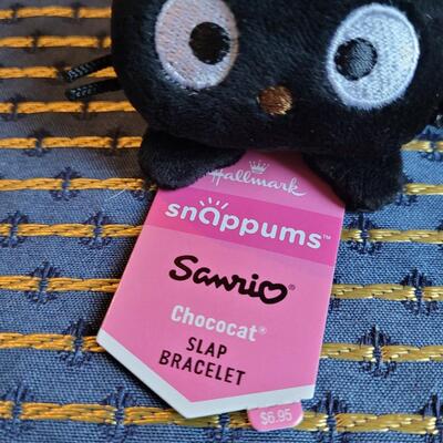 Lot 274: Snappums Cat Slap Bracelet 