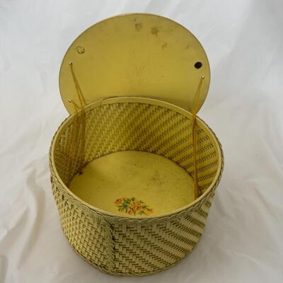 [203] VINTAGE | Yellow Wicker Sewing Basket | Floral Lithograph