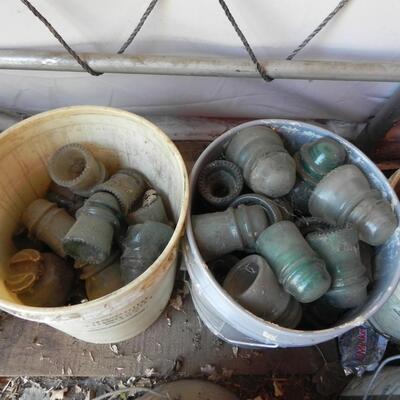 LOT 139 INSULATORS