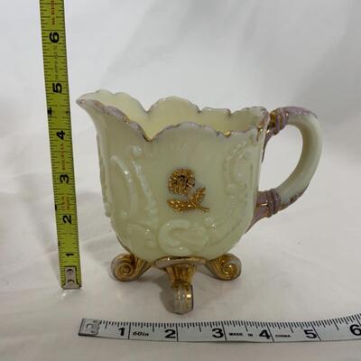 [209] ANTIQUE | 1989 | Northwood | Louis XV | Footed Creamer