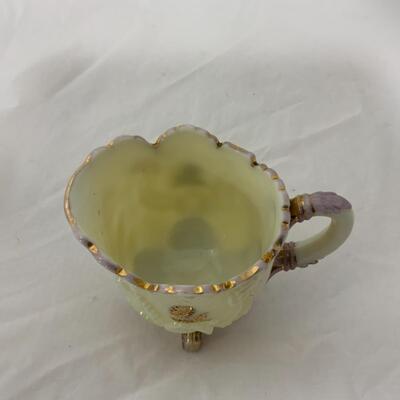 [209] ANTIQUE | 1989 | Northwood | Louis XV | Footed Creamer