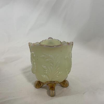 [209] ANTIQUE | 1989 | Northwood | Louis XV | Footed Creamer