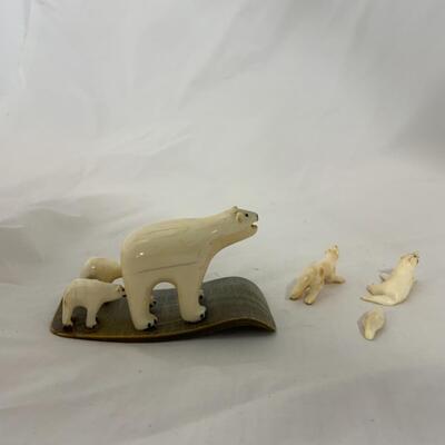 [211] VINTAGE | Native Art | Bone Carvings | Polar Bears | Cats
