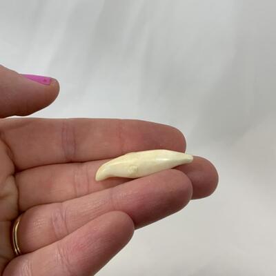 [211] VINTAGE | Native Art | Bone Carvings | Polar Bears | Cats