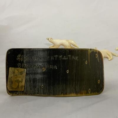 [211] VINTAGE | Native Art | Bone Carvings | Polar Bears | Cats