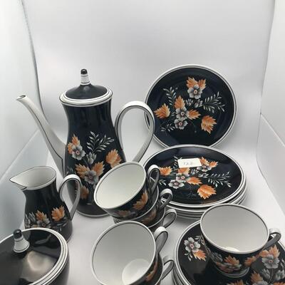Oscar Schledelmilch Coffee and Cake Set