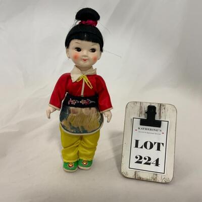 [224] VINTAGE | Asian Girl Doll