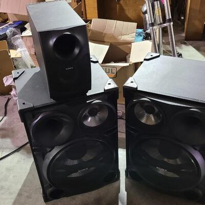 Extra Large Sony Speakers and SubWoofer -Item# 638