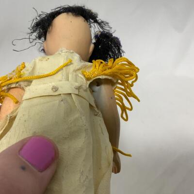 [229] VINTAGE | Native American Doll | Plastic Construction