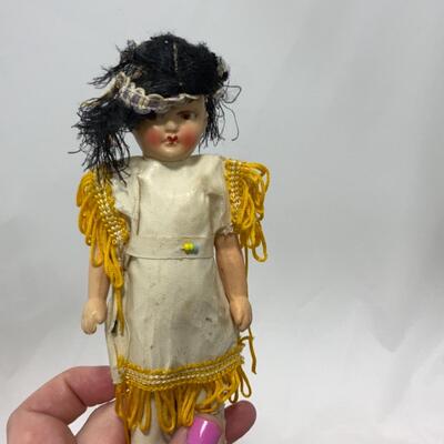 [229] VINTAGE | Native American Doll | Plastic Construction