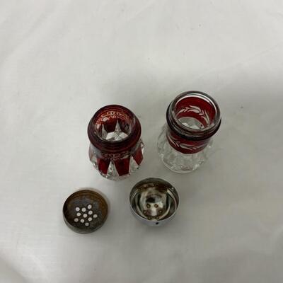 [233] ANTIQUE | Ruby Flash Shakers | Etched Glass