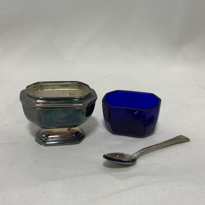 [242] VINTAGE | Silver Plate Salt Dip | Cobalt Glass Insert