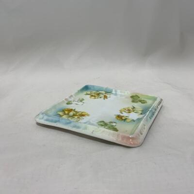 [244] ANTIQUE | Square Floral Tea Trivet