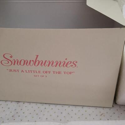 Lot 289: Vintage Dept. 56 Snowbunnies Figures 