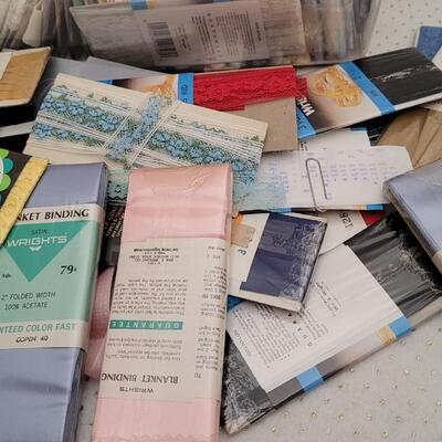 Lot 290: Assorted Craft/Sewing Supplies 