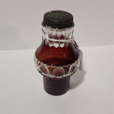 Red and Clear Glass Shaker -Item# 333