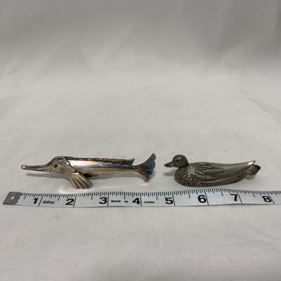 {250} Two Figural Marked Knife Rests | Oâ€™Galia | Silea 