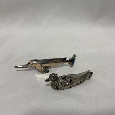 {250} Two Figural Marked Knife Rests | Oâ€™Galia | Silea 