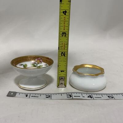 [252] VINTAGE | Nippon Footed | Austrian Pot-Style | Salt Dip | Cellar
