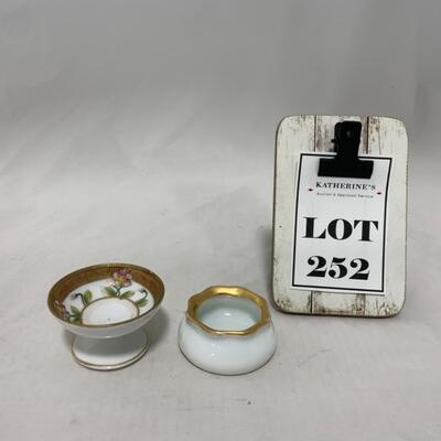 [252] VINTAGE | Nippon Footed | Austrian Pot-Style | Salt Dip | Cellar