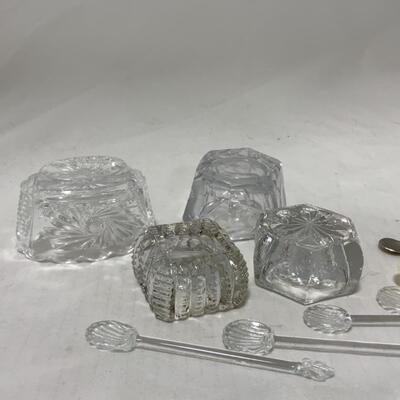 [256] VINTAGE | Four Clear Glass Salt Dips | Spoons