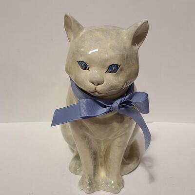 Cat Statue  -Item# 340