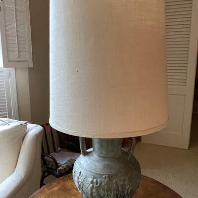 Lot 289  Vintage Table Lamp Greek Theme