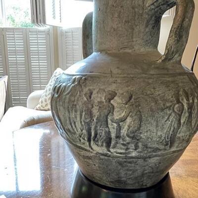 Lot 289  Vintage Table Lamp Greek Theme