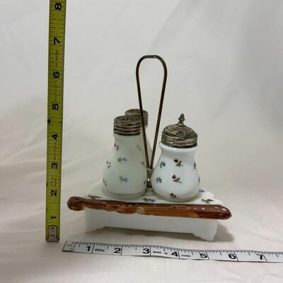 [268] ANTIQUE | 1890 | Dithridge | Scalloped Fan Condiment Set