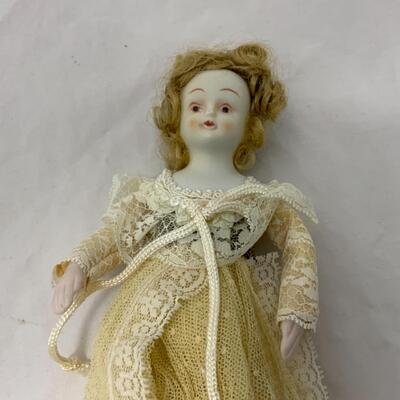[269] Modern Ceramic Doll Sachet | Vintage Candle-Climber Fairy