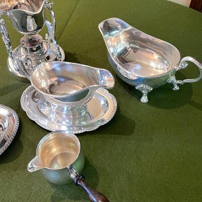 Lot 292 Silver-plate Sauce Gravy