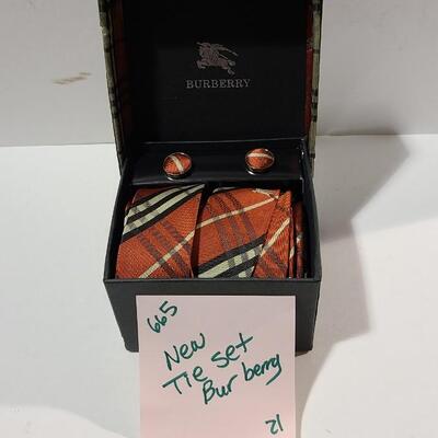 Burberry Tie+Cuff Links -Item# 665