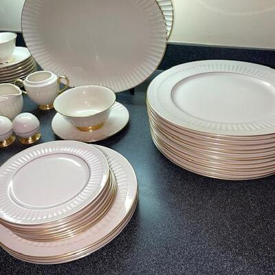 Lot 306 Huntington Flutes China by Flintridge 52pc Ruffled Edge Ivory Gold Trim