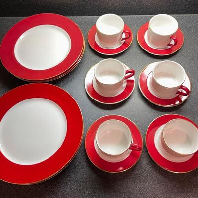 Lot 308 Red & White Dishes "Strawberry Street" Crate & Barrel Red Rim 18pcs Dinner Plates Cups & Saucers