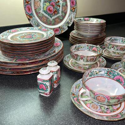 Lot 310 Group Rose Medallion Dinnerware Plates Bowls Cups & Saucers 36 pcs YT Hong Kong 