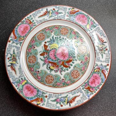 Lot 310 Group Rose Medallion Dinnerware Plates Bowls Cups & Saucers 36 pcs YT Hong Kong 
