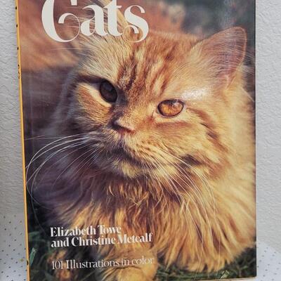 Lot 302: (3) Assorted Cat Hardback Books 