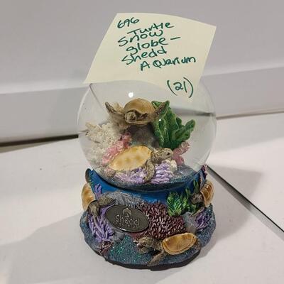 Shedd Aquarium Snow Globe -Item# 696