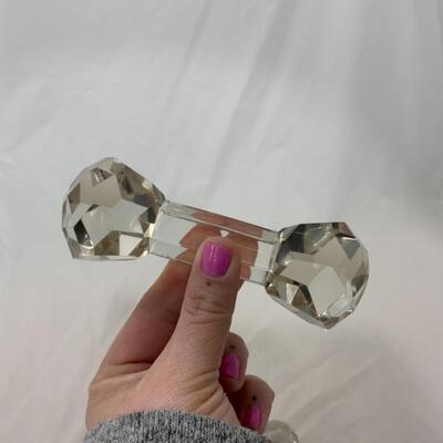 [277] VINTAGE | Two Faceted Crystal Knife Rests