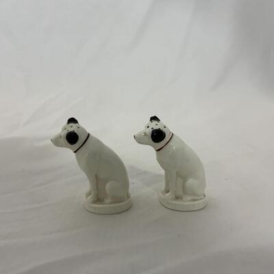 [284] VINTAGE | Nipper | Masterâ€™s Voice RCA | Salt and Pepper