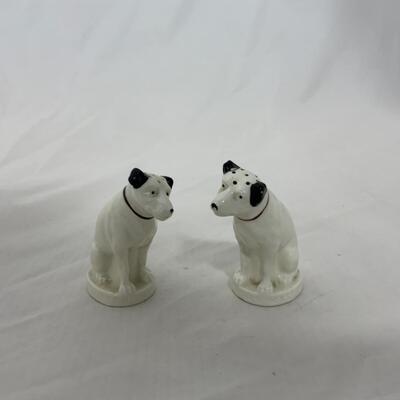 [284] VINTAGE | Nipper | Masterâ€™s Voice RCA | Salt and Pepper