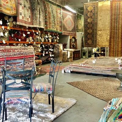 Beigest online Auctions Sales with over 250 Authentic Hand Knotted Rugs & Kilims, Antiques, Arts, Vintage Rugs, Vintage Kilims,...