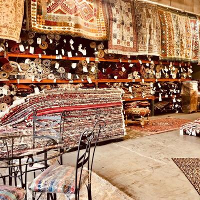 Beigest online Auctions Sales with over 250 Authentic Hand Knotted Rugs & Kilims, Antiques, Arts, Vintage Rugs, Vintage Kilims,...