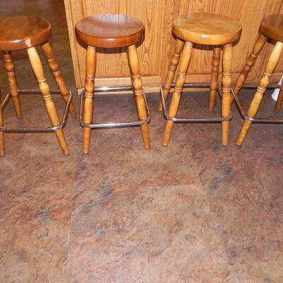 LOT 157 4 WOODEN BAR STOOLS