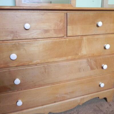 LOT 160 DRESSER WITH MIRROR