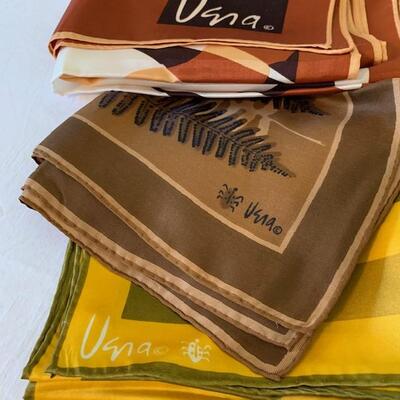 Lot 315 Vintage Scarves by Vera