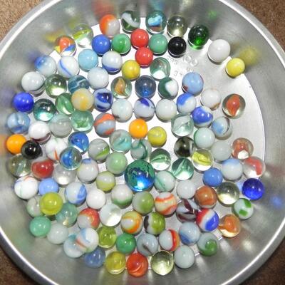 LOT 50 MARBLES