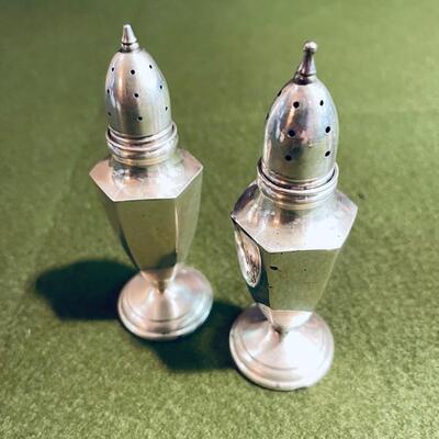 Lot 328 Sterling Silver Salt & Pepper Shakers 3 Sets Weights