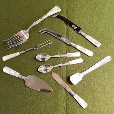 Lot 344 Assorted 9pc Mother Pearl Pieces Sheffield England Spoon Fork Knife Server