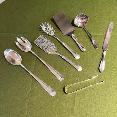 Lot 352 Group 8 Assorted Silver Plate Serving Pieces Salad Pasta 